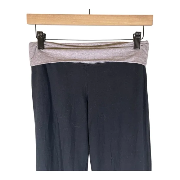 SO Authentic American Heritage Original Yoga Pants Black Gray Size Small Love - Picture 3 of 8